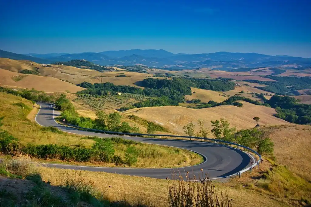 Miata Tuscany & Umbria (2027) - Tour Banner